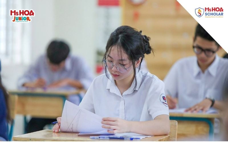 Đề thi học kỳ tiếng Anh THCS